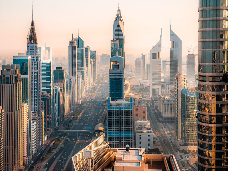 Dubai-Sheikh-Zayed-Road-800x600
