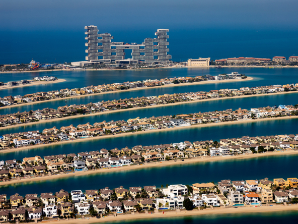 Dubai real estate sector recorded $5.9bn of transactions last week, including $18m Atlantis apartment